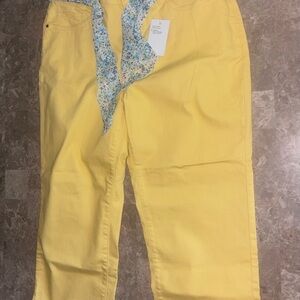 Croft & Barrow Yellow Women's Straight Leg Jeans
